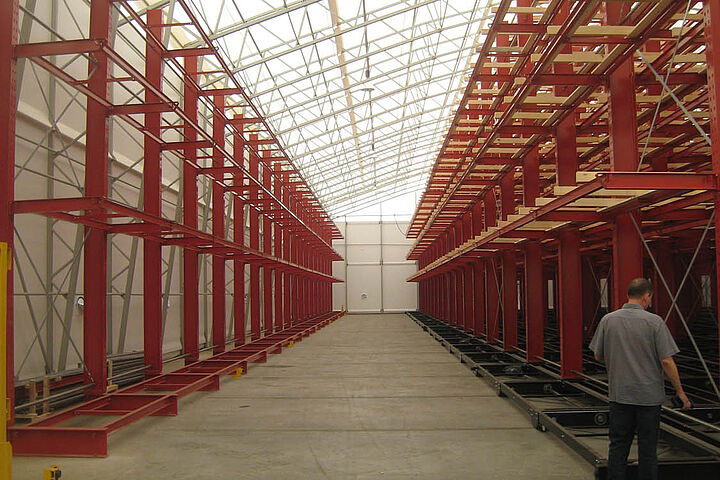mobile cantilever racking