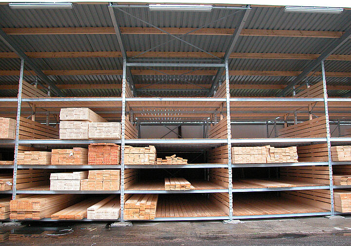 pallet racking for the storage of timber