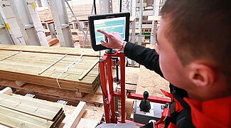 stacker crane, automated warehouse