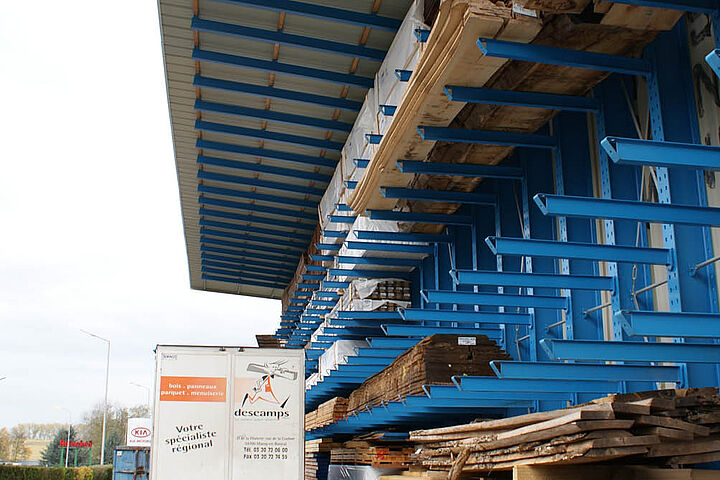 cantilever racking with roof for timber storage
