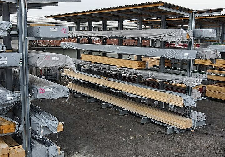 cantilever racking with roof