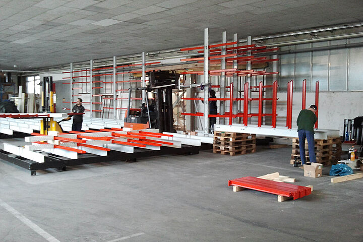 mobile cantilever racking, assembly period